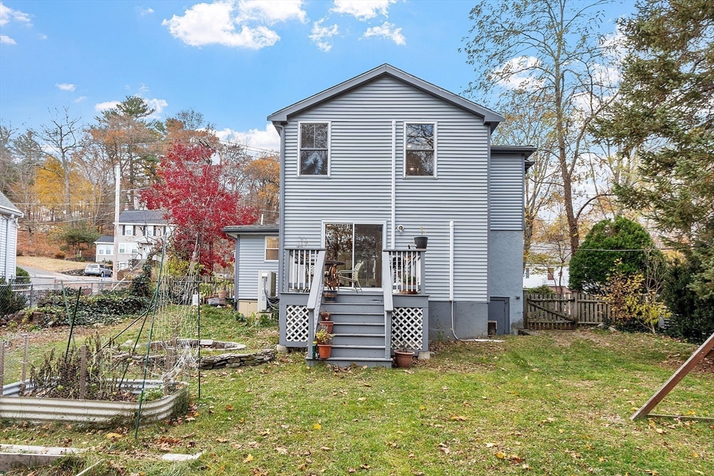 24 Myrtle Ave
