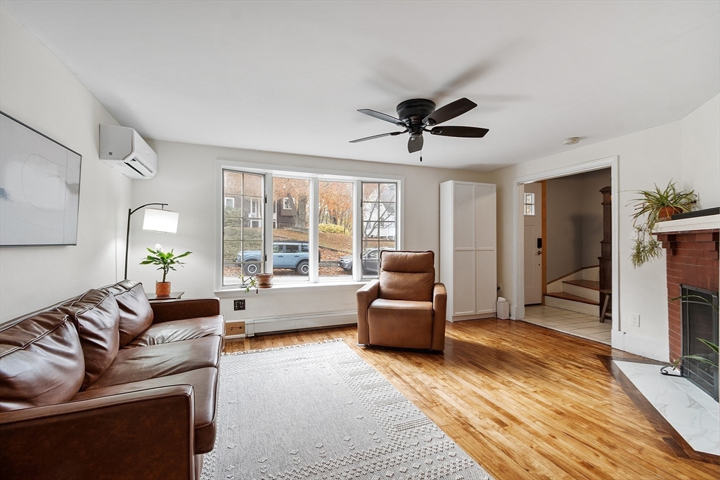 24 Myrtle Ave