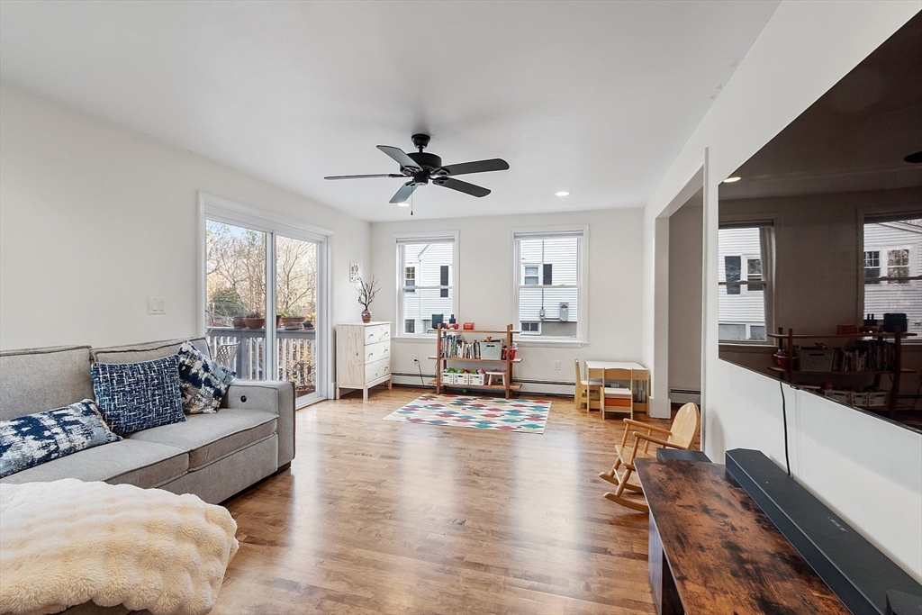 24 Myrtle Ave