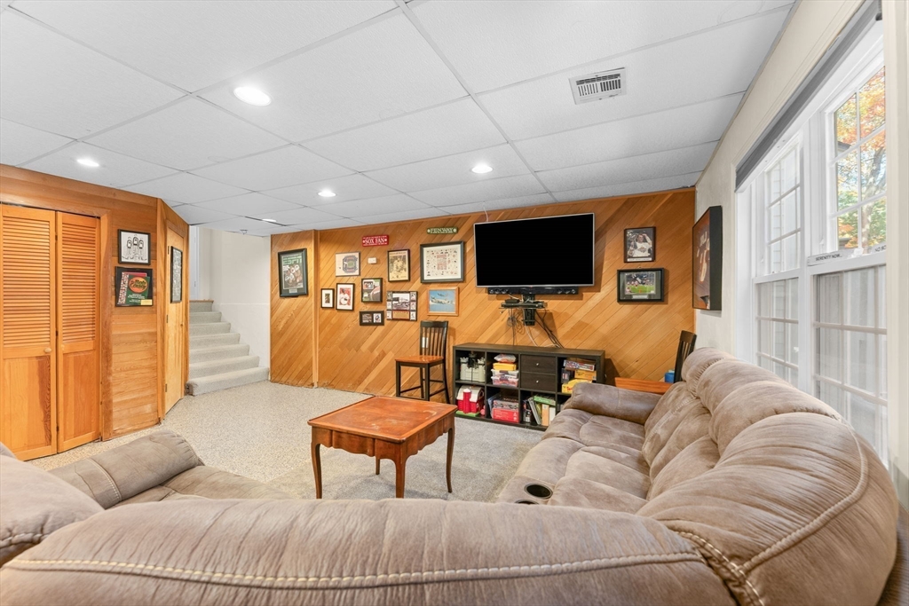 112 Ridgefield Circle # B