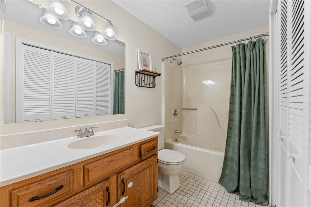 112 Ridgefield Circle # B