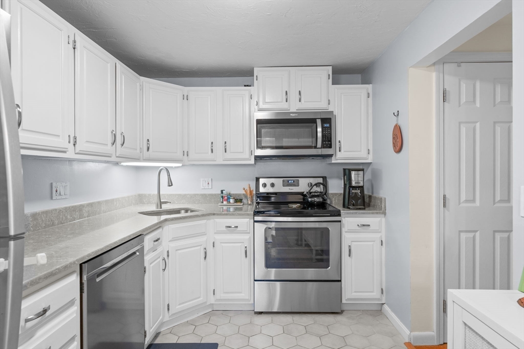 112 Ridgefield Circle # B