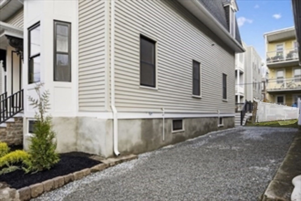 10 Grant St
