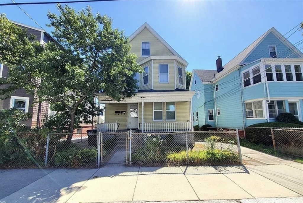32 Claremon St # 1