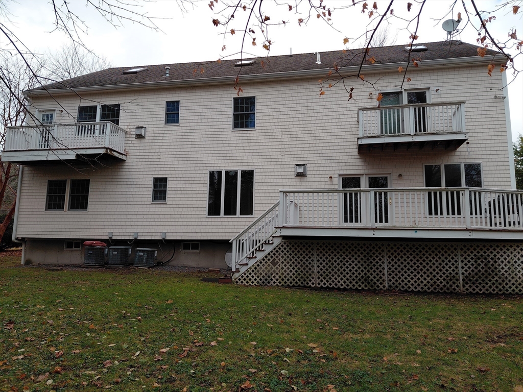 218 Lowell St