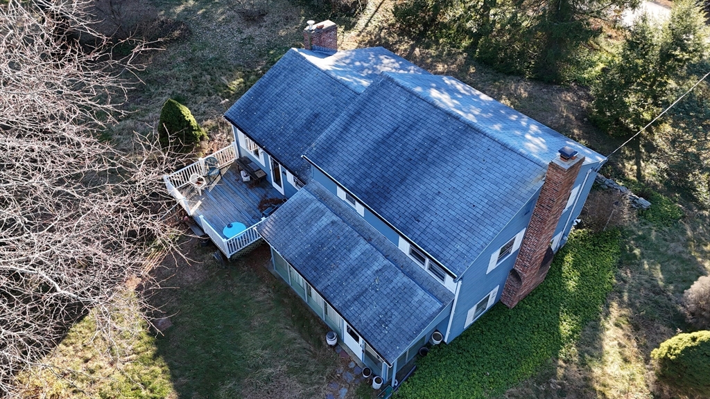 146 Tahattawan Rd
