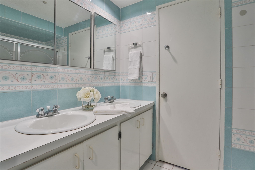 405 Great Elm Way # 405