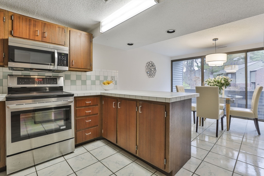 405 Great Elm Way # 405