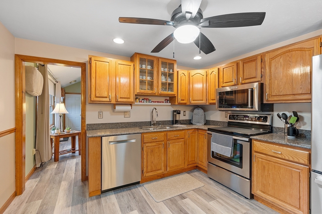 27 Lancaster Rd