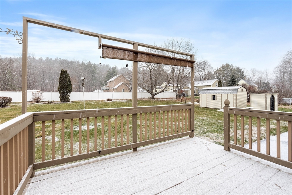 27 Lancaster Rd