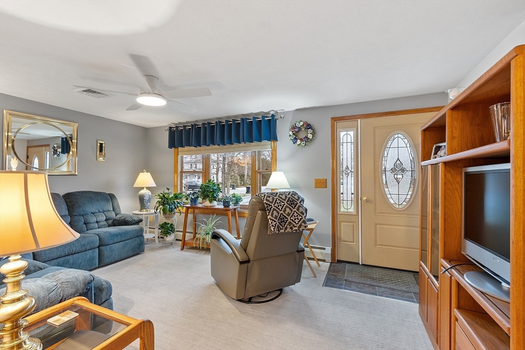 27 Lancaster Rd