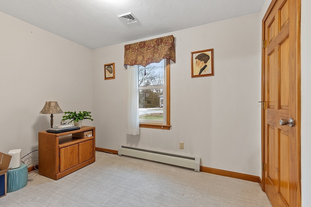 27 Lancaster Rd