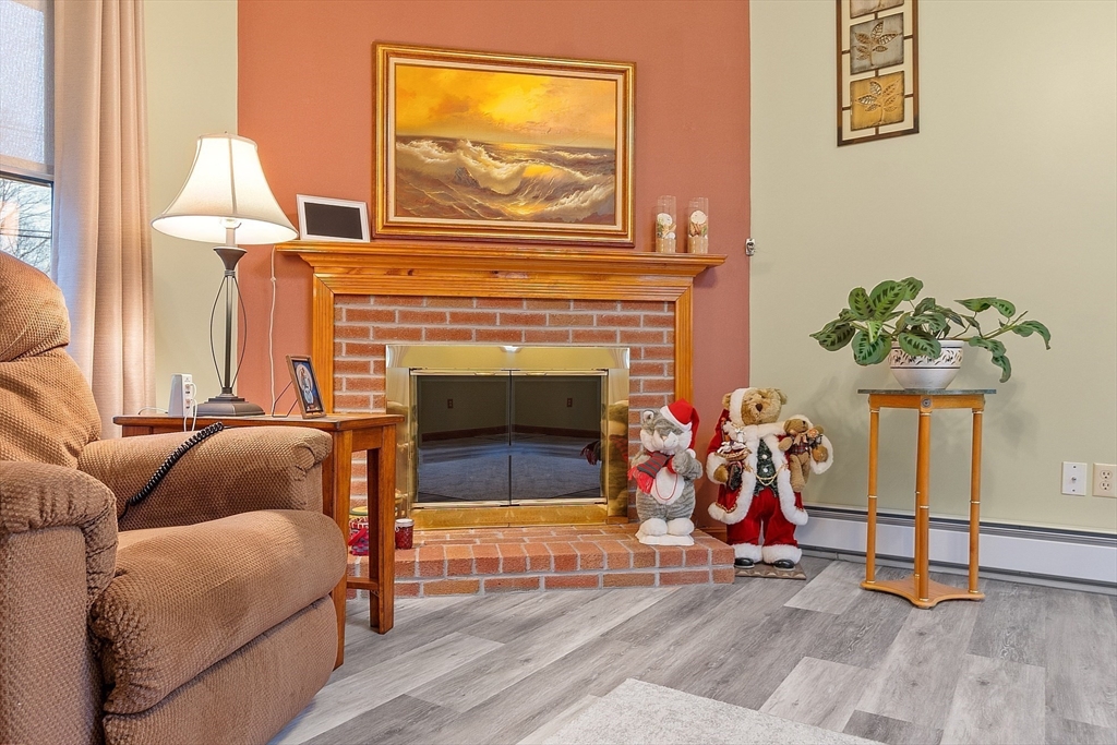 27 Lancaster Rd