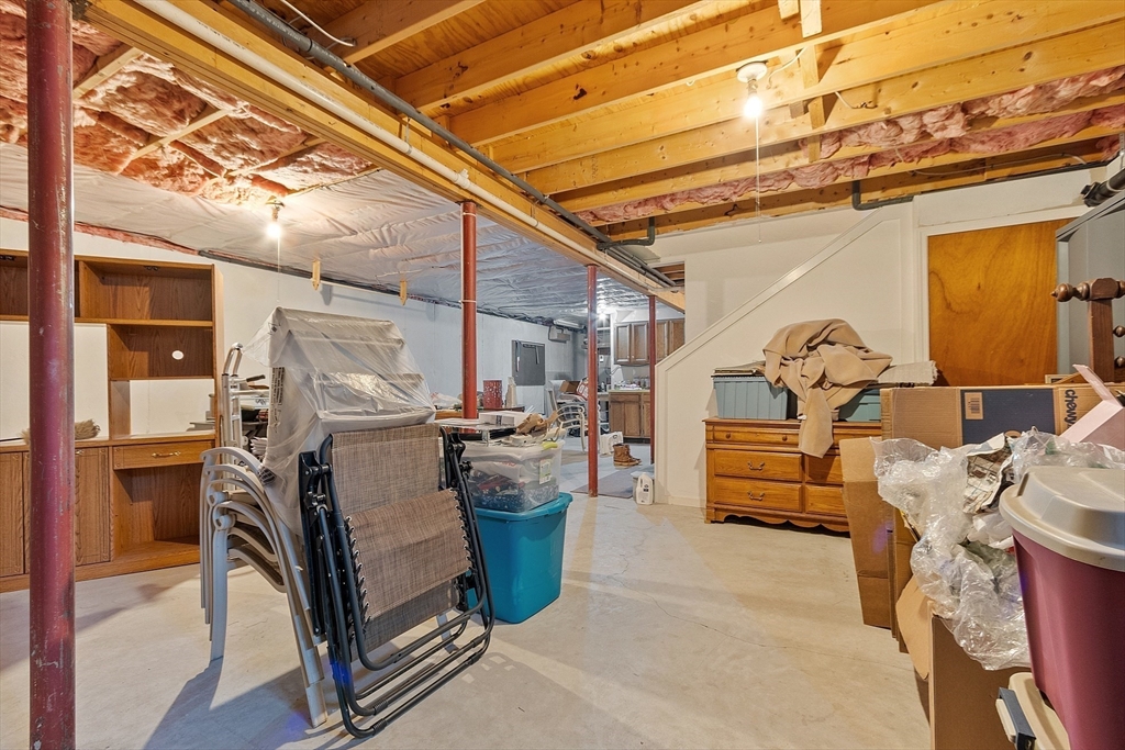 27 Lancaster Rd