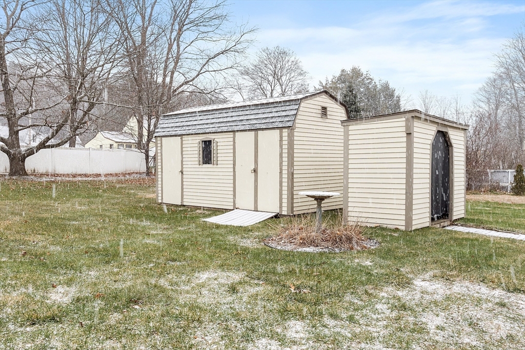 27 Lancaster Rd
