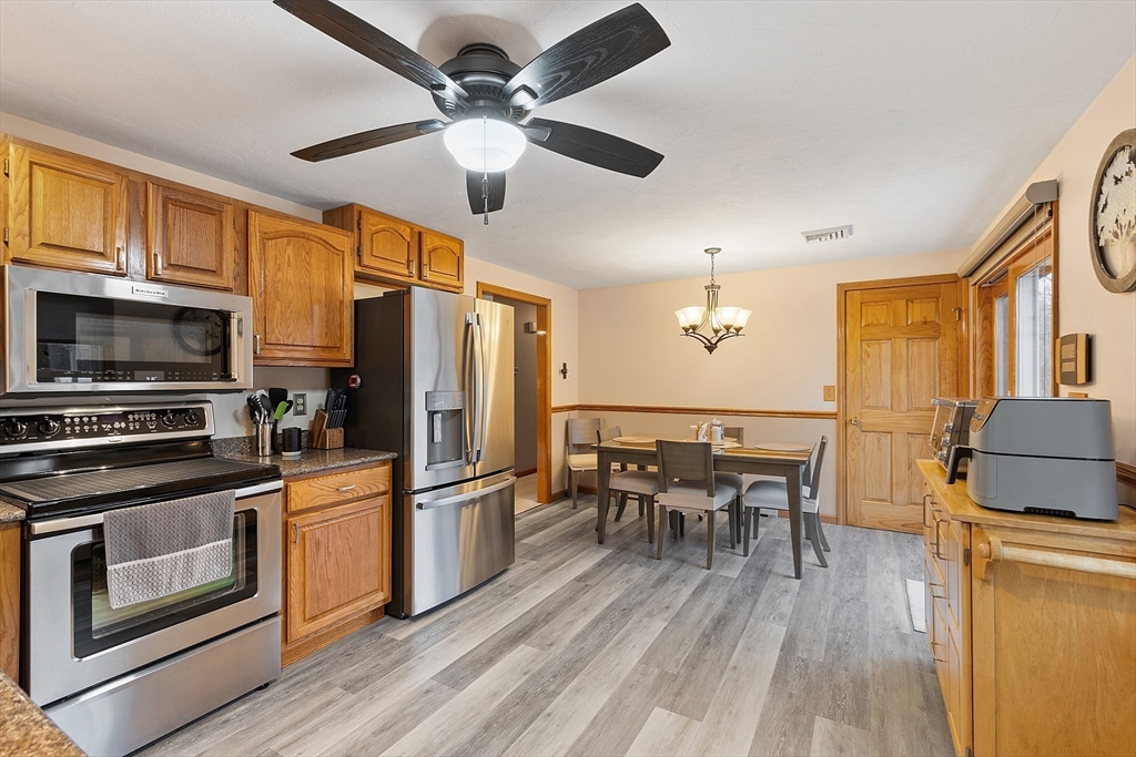 27 Lancaster Rd