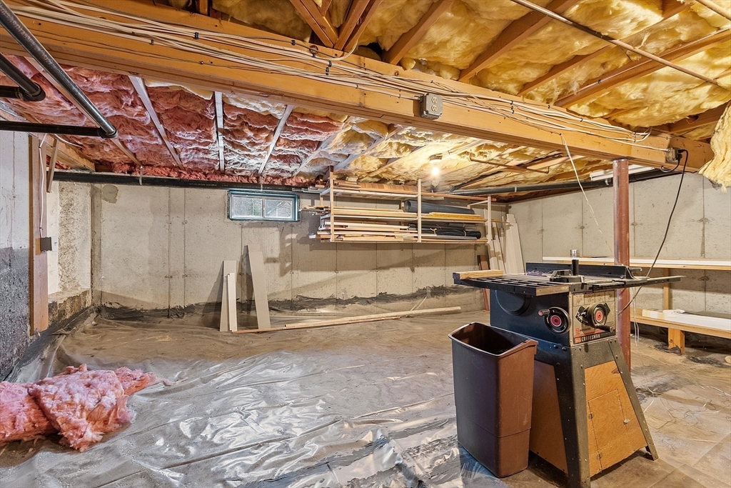 27 Lancaster Rd