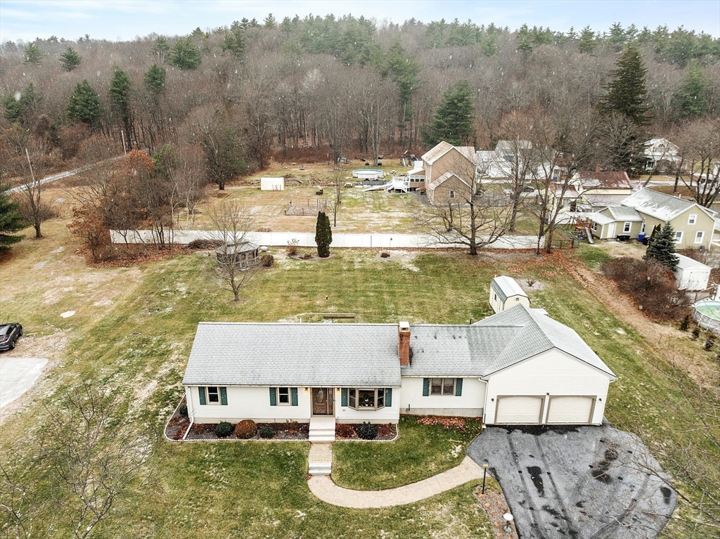 27 Lancaster Rd