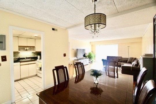 44 Broadlawn Park # 22A