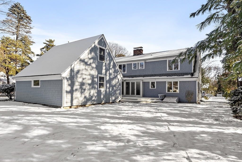 35 Chestnut St