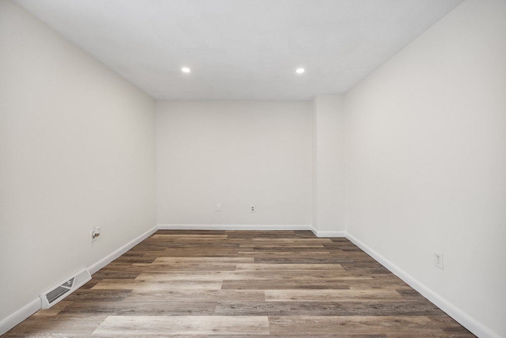 46 Pawtucket Blvd # 37