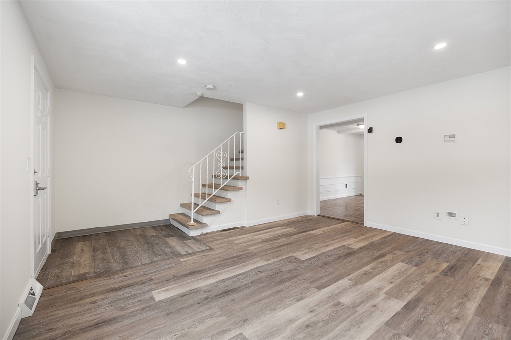 46 Pawtucket Blvd # 37