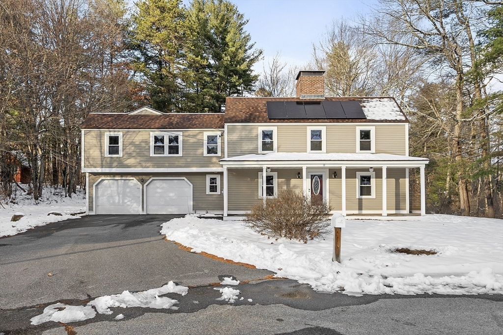 18 Douglas Dr