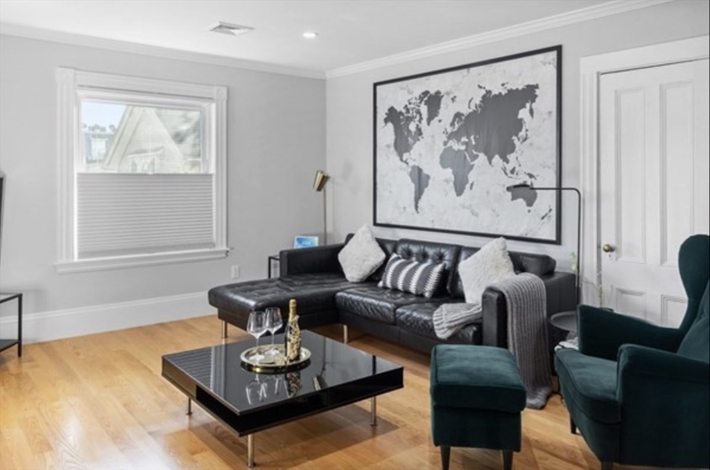 14 Everett St # 2