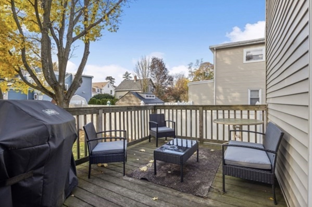 14 Everett St # 2