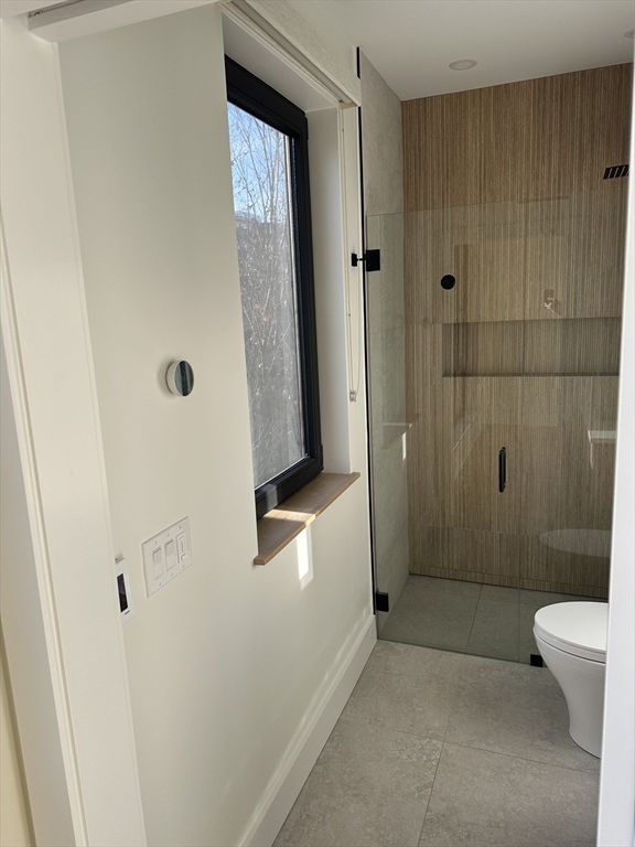152 W 3rd Street # 1