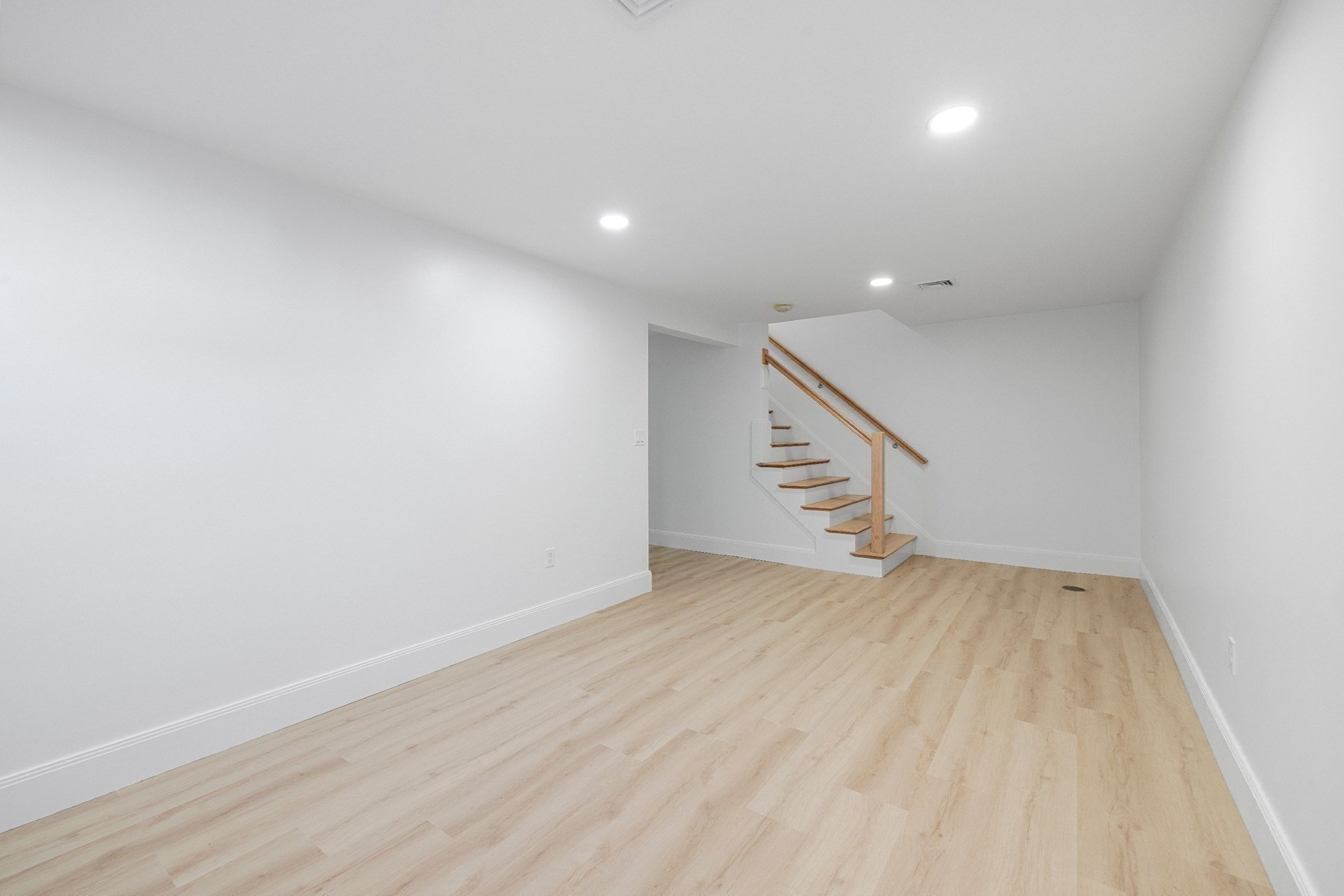 4 Aerial Street