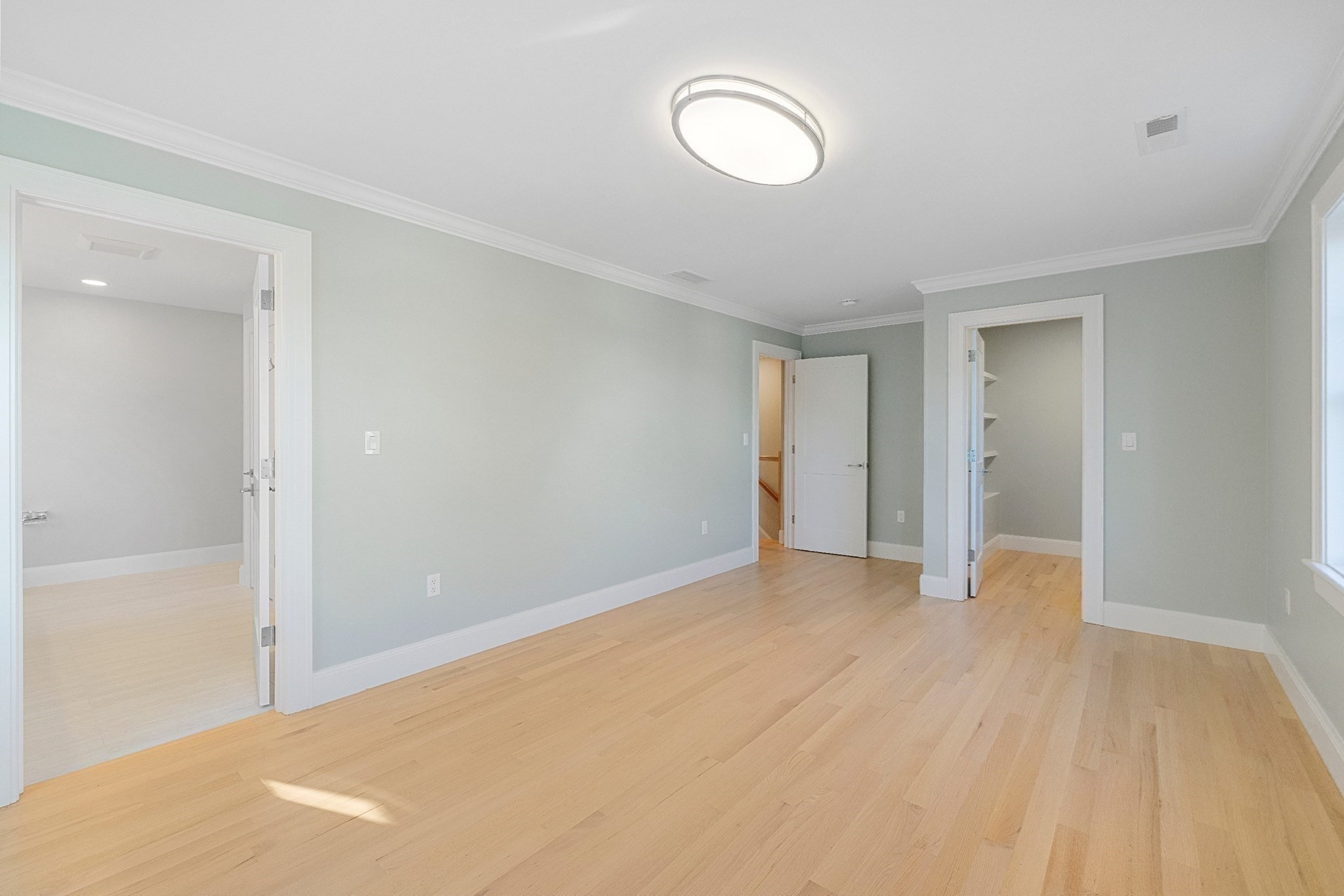 4 Aerial Street