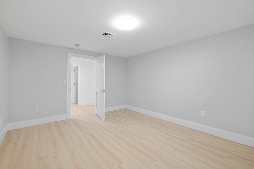4 Aerial Street