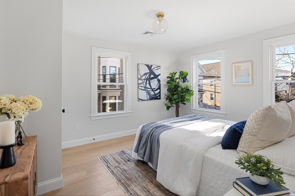 19 George St # 3