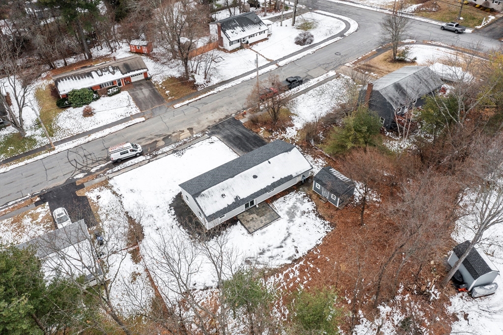 4 Richard Rd