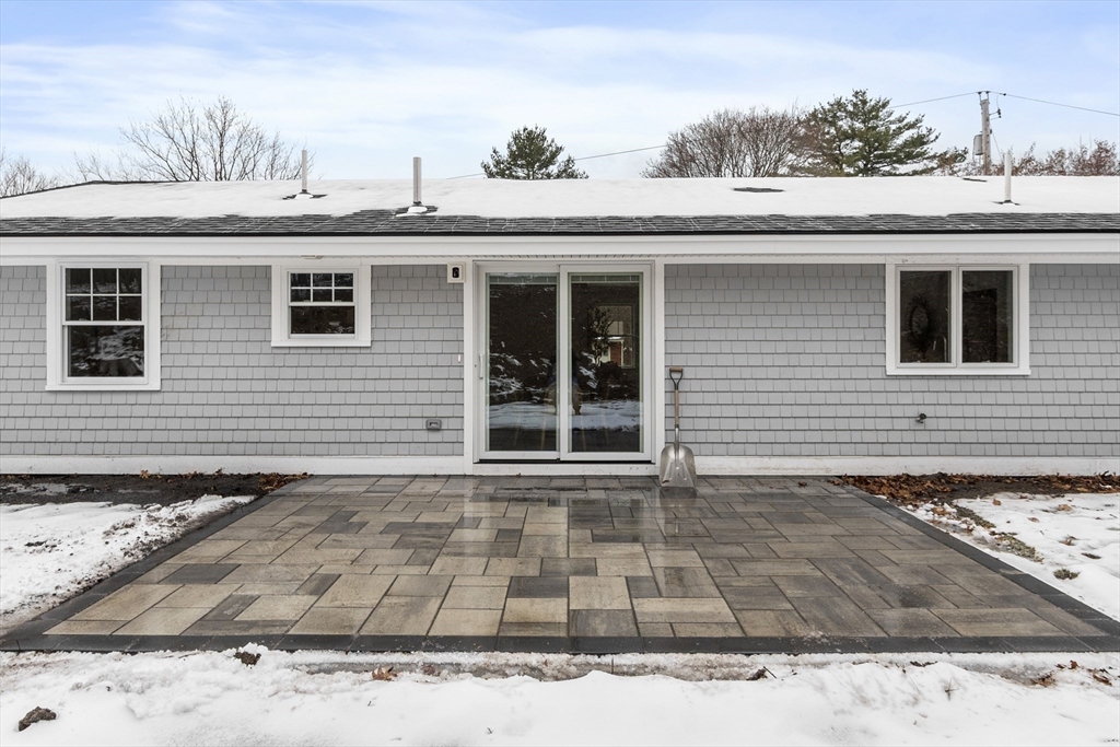 4 Richard Rd