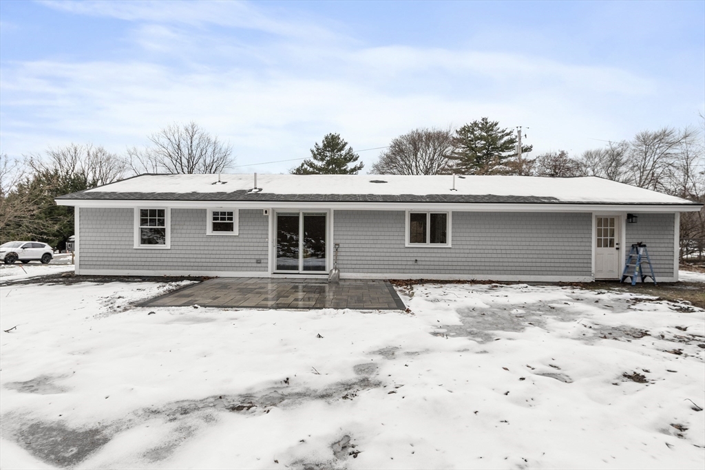 4 Richard Rd