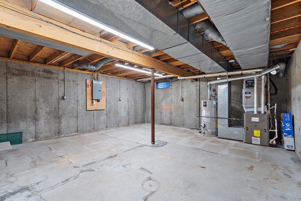 124 Broadmeadow St # G