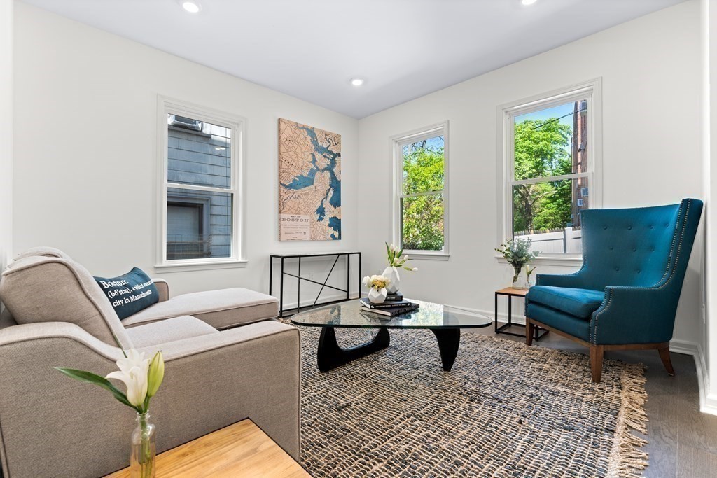 31 Cunningham St # 2