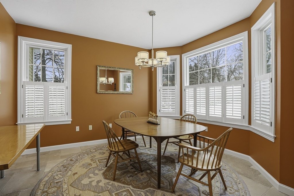 2 Braeburn Ln # 2