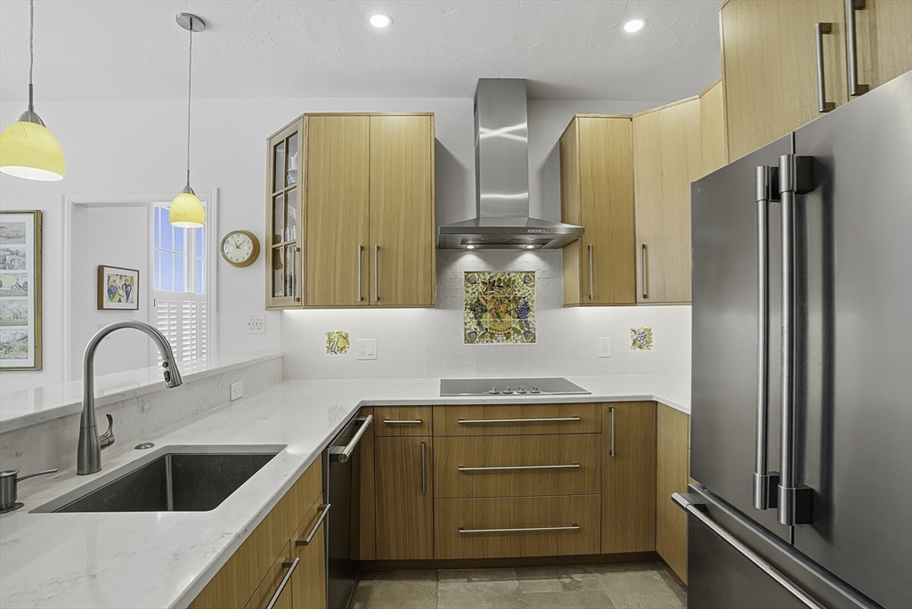 2 Braeburn Ln # 2