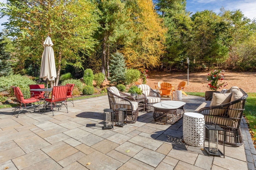 302 Cow Pond Brook Rd