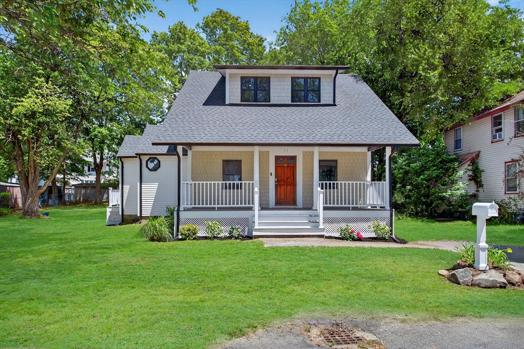 11 Mason Ave