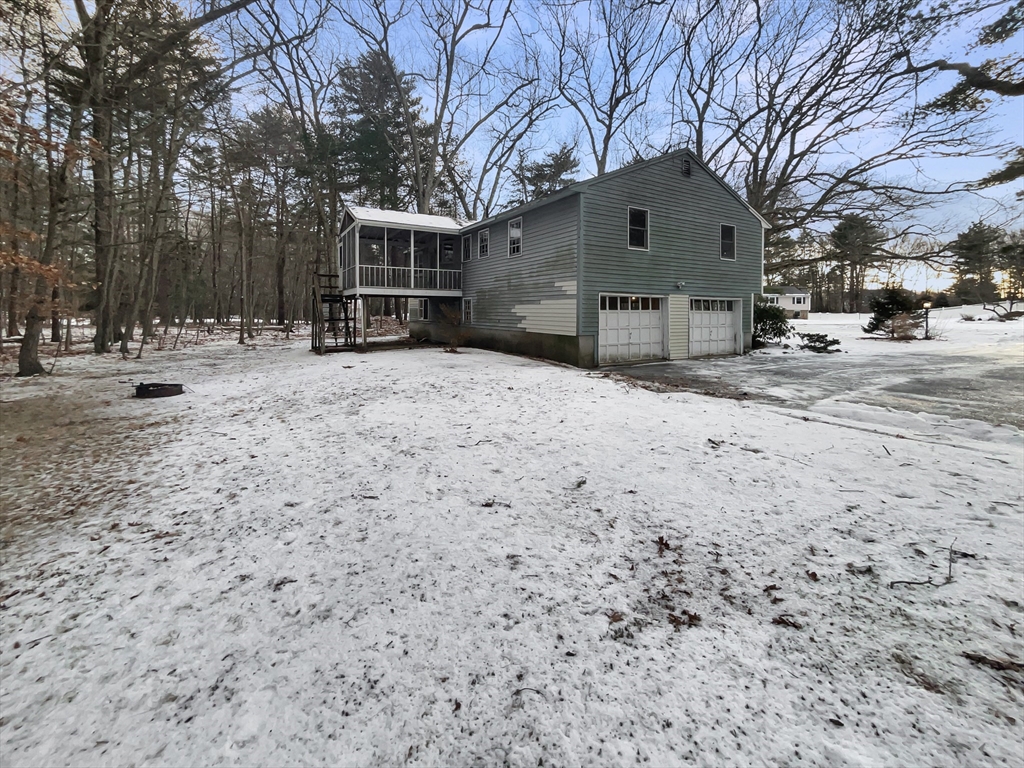 26 Field Rd