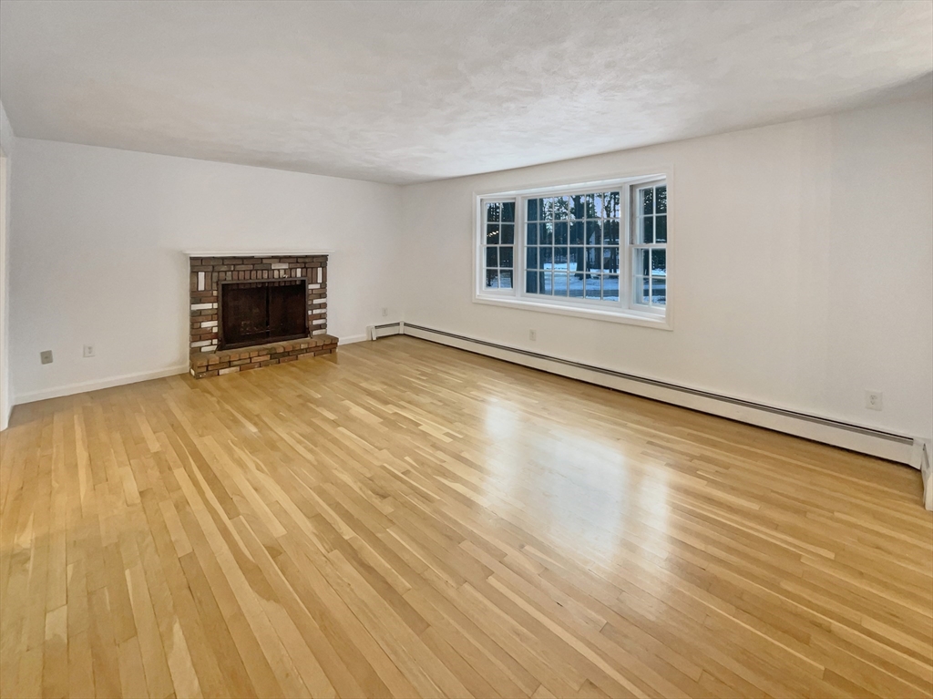 26 Field Rd