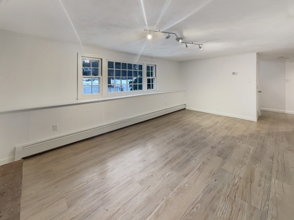 26 Field Rd