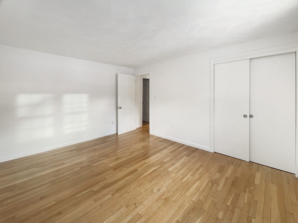 26 Field Rd