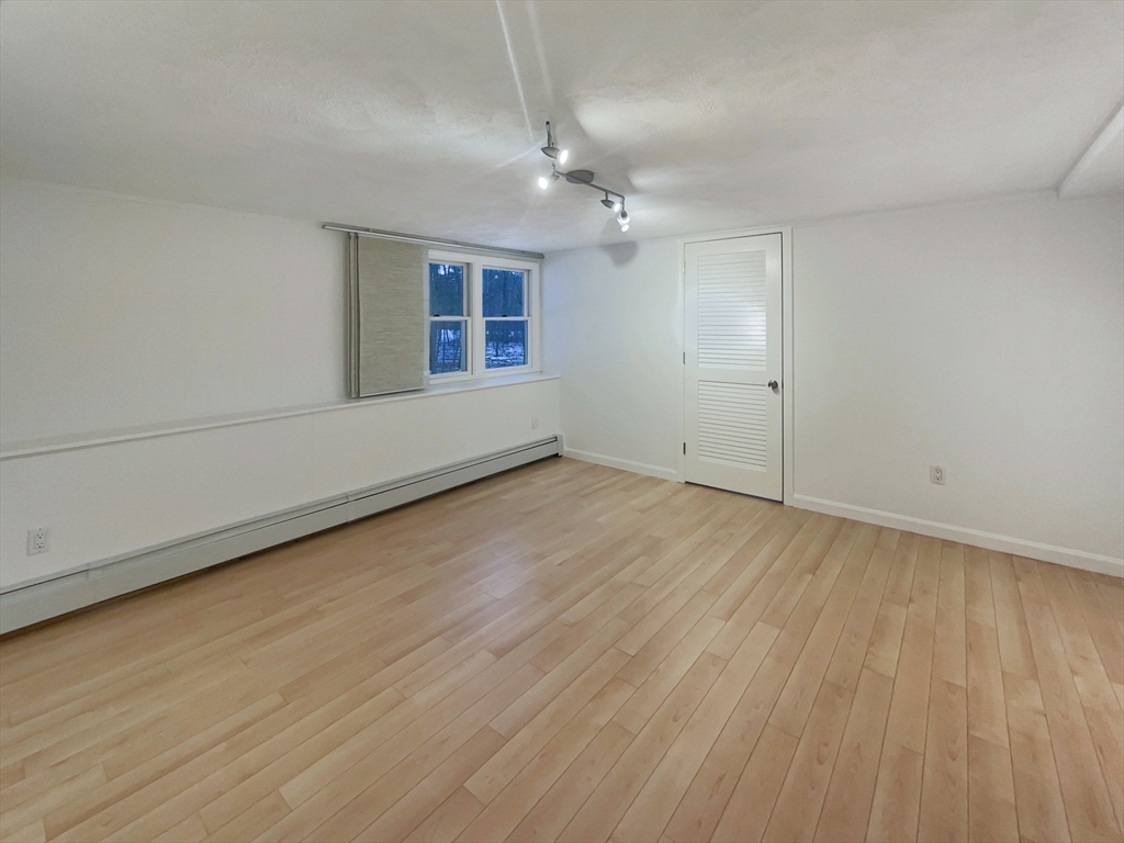 26 Field Rd