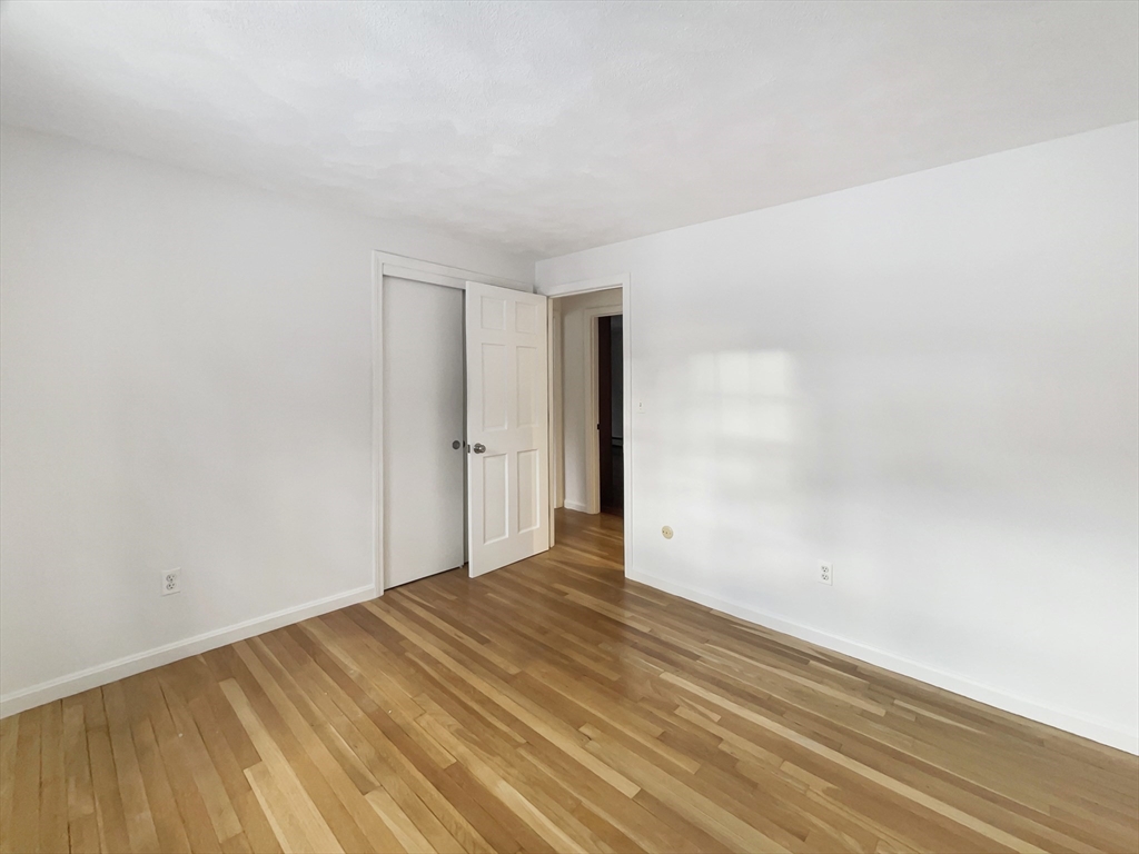 26 Field Rd
