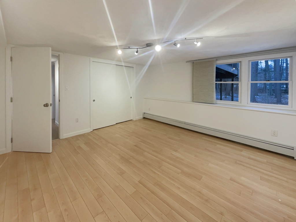 26 Field Rd